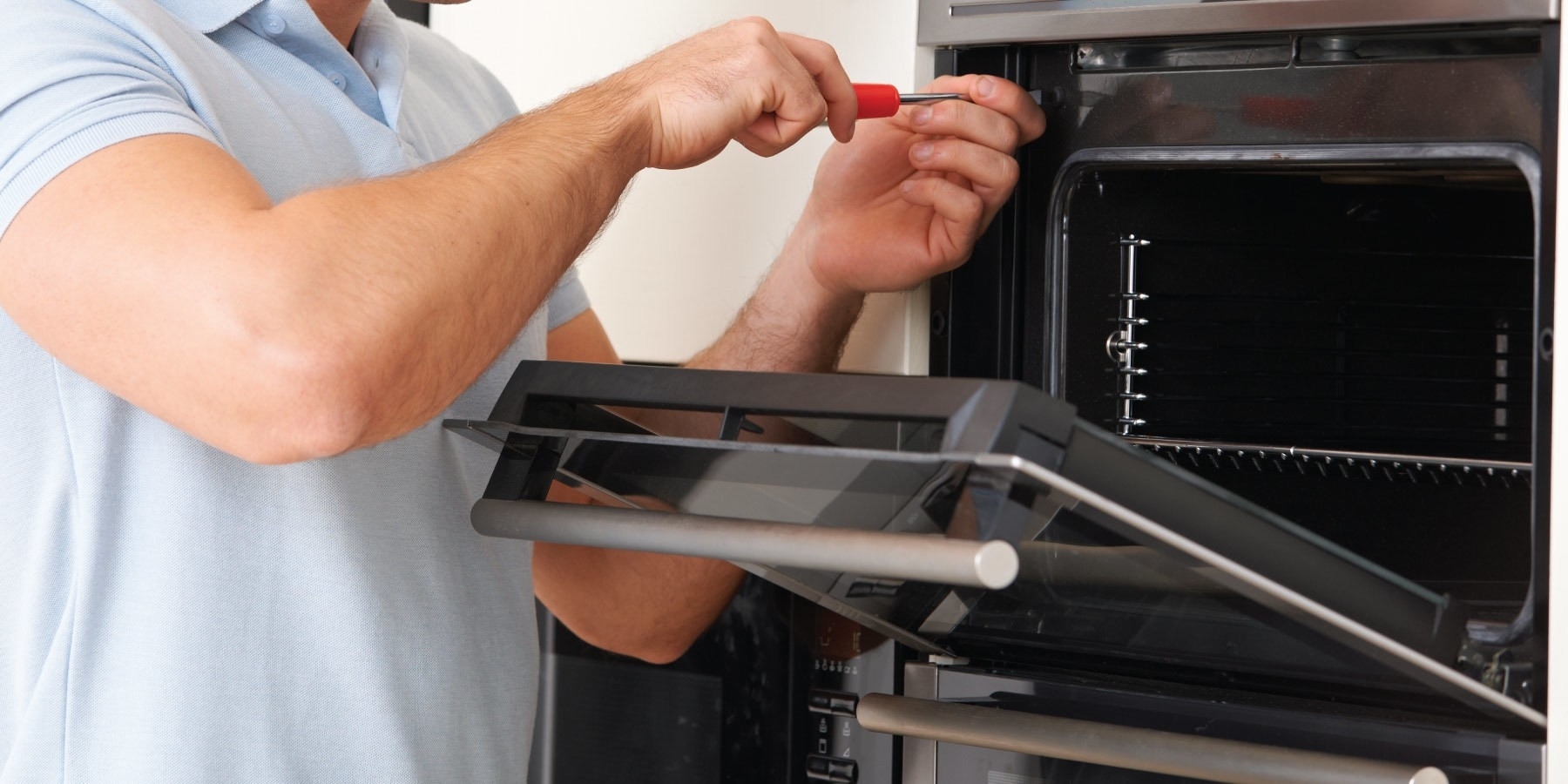 Oven Repair Guide: How to Solve Common Oven Issues image